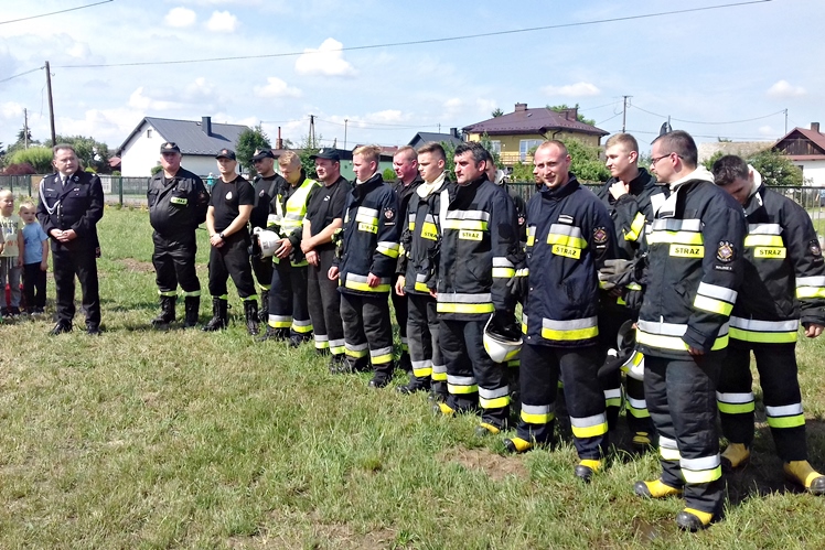 Próbna ewakuacja Zespołu Szkół w Maliniu