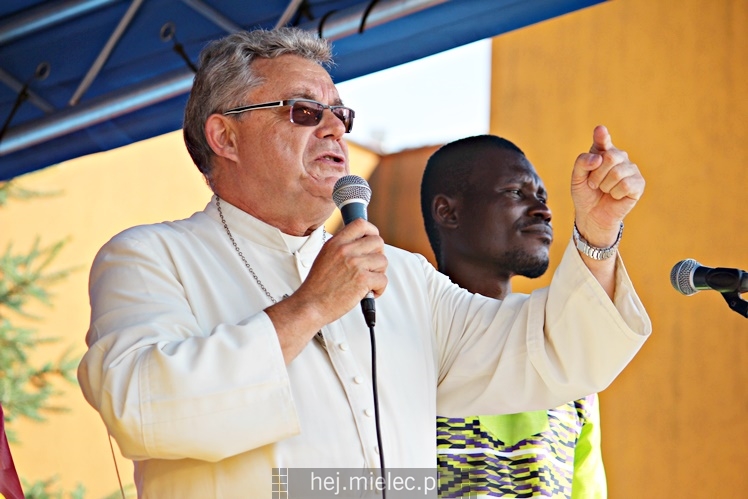 Rodzinnie u Ducha ? festyn parafialny w klimacie gospel