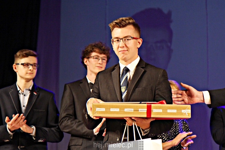 Powiatowe zakończenie roku i ?BELFER THE BEST?ia? 2018