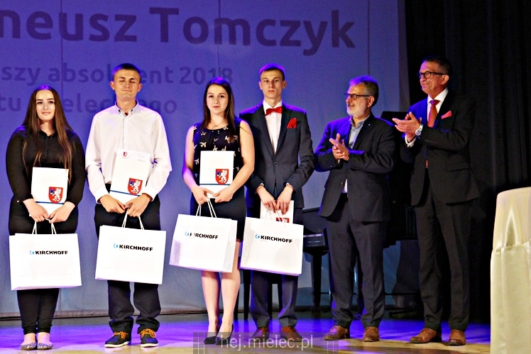 Powiatowe zakończenie roku i ?BELFER THE BEST?ia? 2018