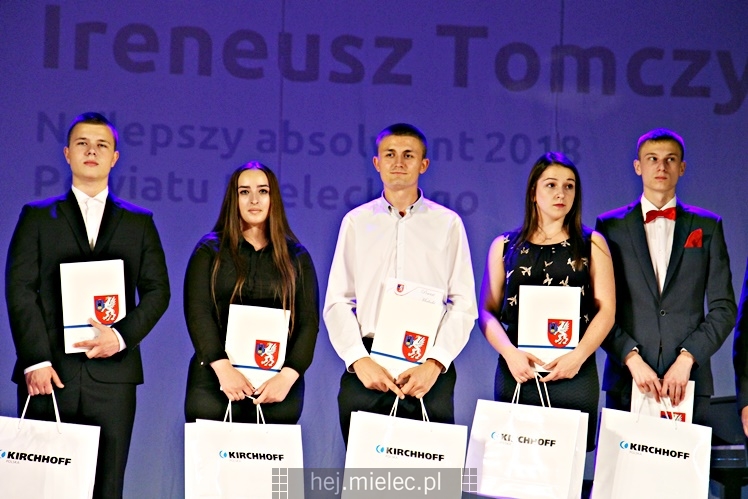 Powiatowe zakończenie roku i ?BELFER THE BEST?ia? 2018