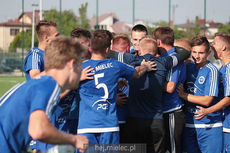 Baraże o awans do Centralnej Ligi Juniorów w piłce nożnej