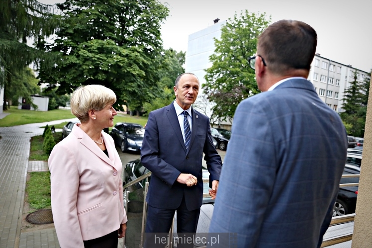 43. sesja Rady Powiatu Mieleckiego w nowej sali obrad