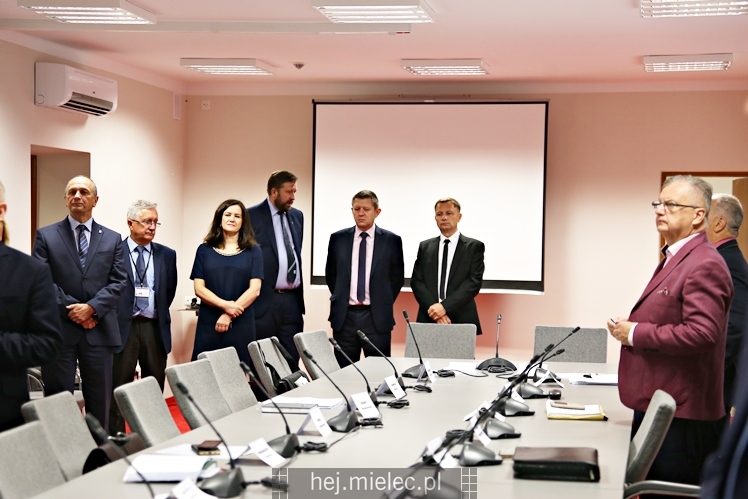 43. sesja Rady Powiatu Mieleckiego w nowej sali obrad