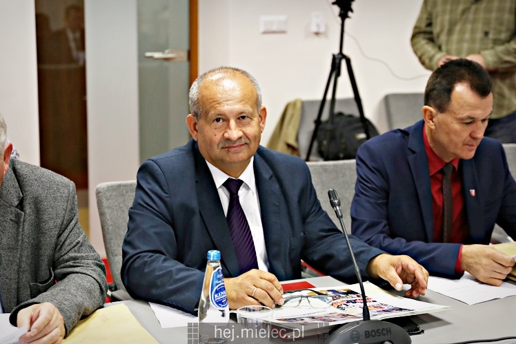 43. sesja Rady Powiatu Mieleckiego w nowej sali obrad