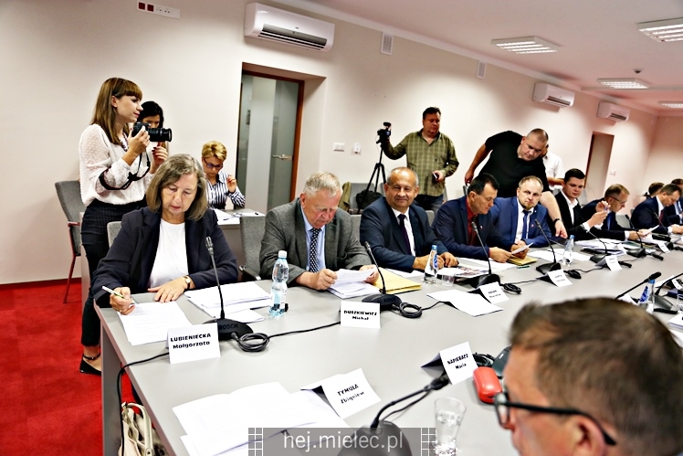 43. sesja Rady Powiatu Mieleckiego w nowej sali obrad