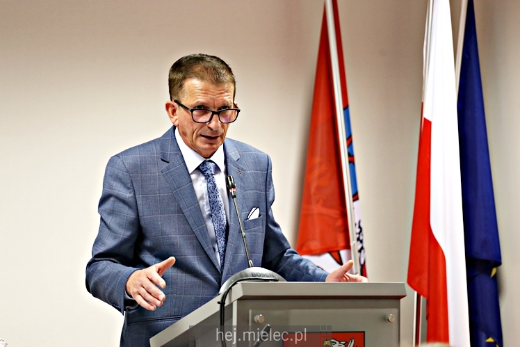 43. sesja Rady Powiatu Mieleckiego w nowej sali obrad