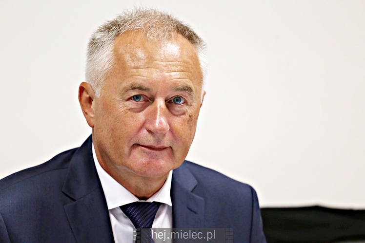 43. sesja Rady Powiatu Mieleckiego w nowej sali obrad