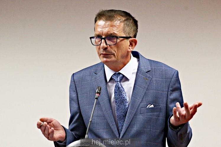 43. sesja Rady Powiatu Mieleckiego w nowej sali obrad