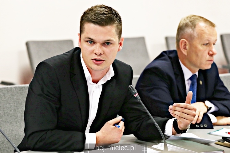 43. sesja Rady Powiatu Mieleckiego w nowej sali obrad