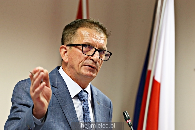 43. sesja Rady Powiatu Mieleckiego w nowej sali obrad