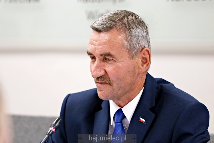43. sesja Rady Powiatu Mieleckiego w nowej sali obrad
