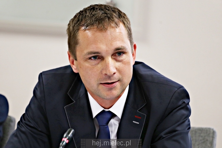 43. sesja Rady Powiatu Mieleckiego w nowej sali obrad