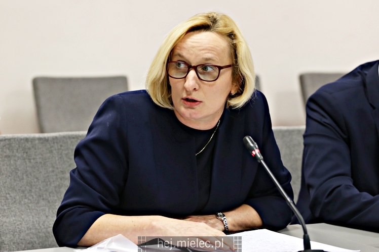 43. sesja Rady Powiatu Mieleckiego w nowej sali obrad