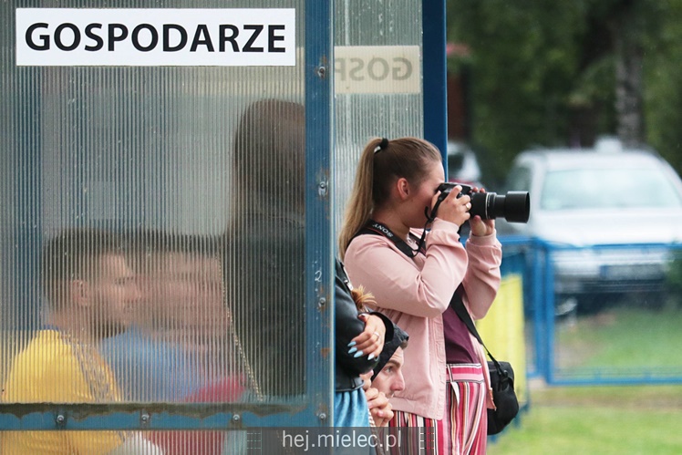 Pogoń Leżajsk ? FKS Stal Mielec 1:5 (0:4)