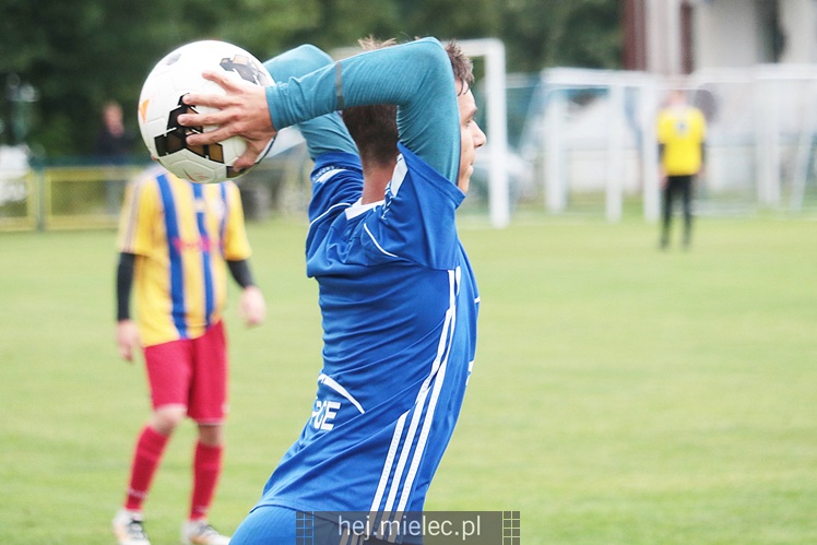 Pogoń Leżajsk ? FKS Stal Mielec 1:5 (0:4)