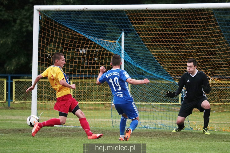 Pogoń Leżajsk ? FKS Stal Mielec 1:5 (0:4)