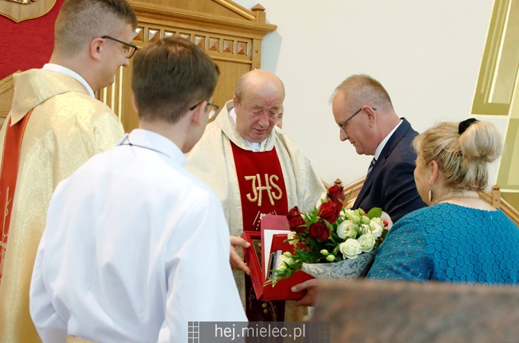 Państwowe wyróżnienia dla proboszcza ks. Stanisława Składzienia