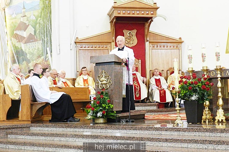 Państwowe wyróżnienia dla proboszcza ks. Stanisława Składzienia