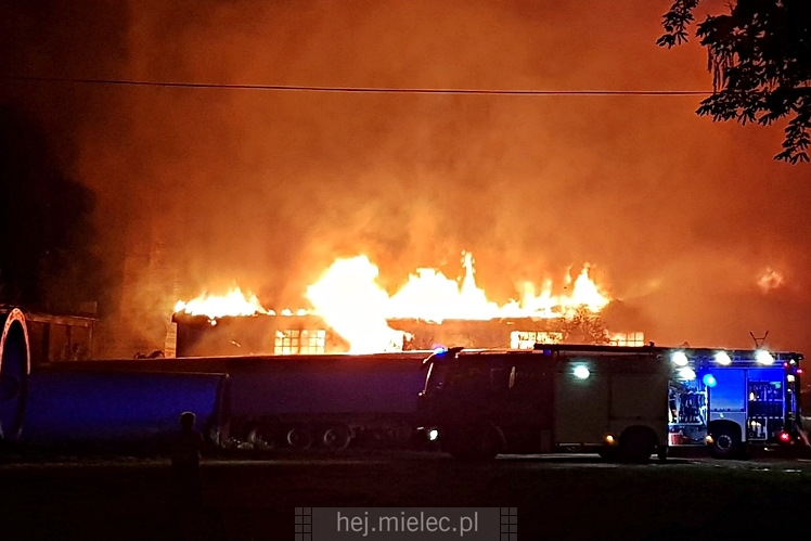 Pożar starej cegielni przy ul. Wojsławskiej