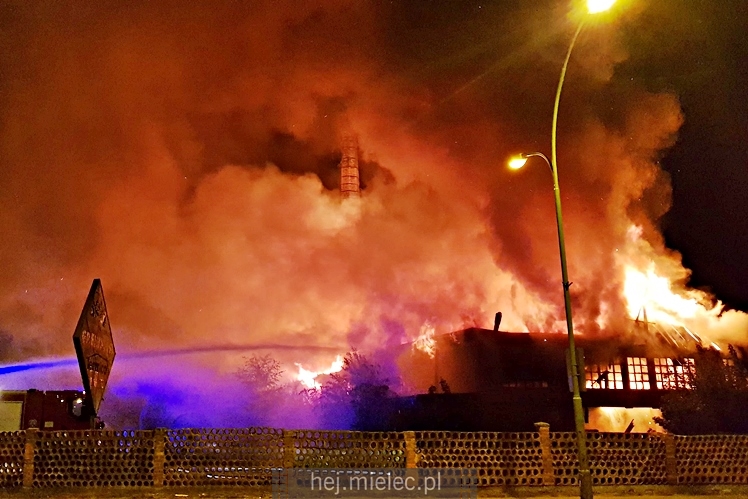Pożar starej cegielni przy ul. Wojsławskiej