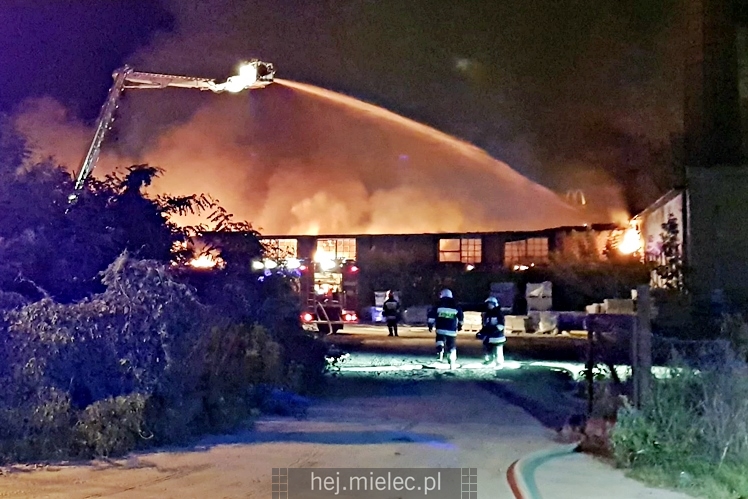 Pożar starej cegielni przy ul. Wojsławskiej