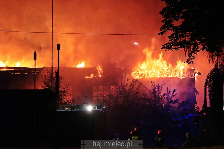 Pożar starej cegielni przy ul. Wojsławskiej