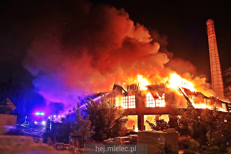 Pożar starej cegielni przy ul. Wojsławskiej