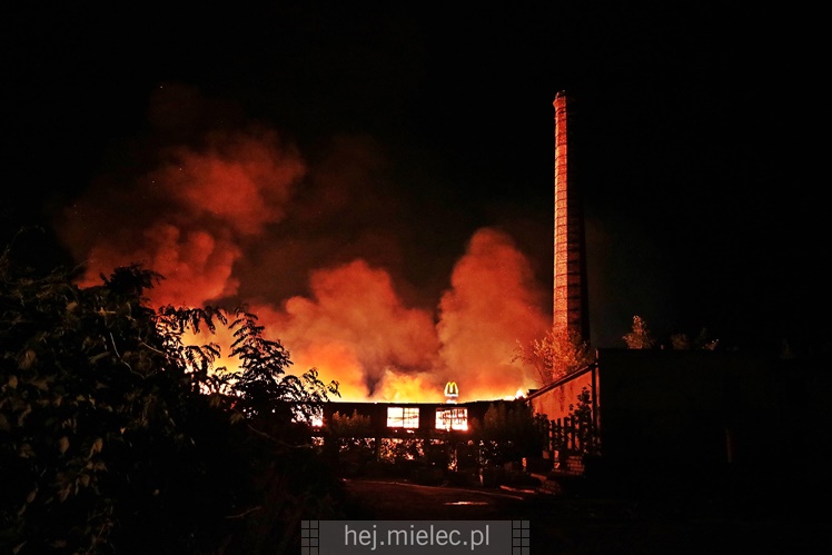 Pożar starej cegielni przy ul. Wojsławskiej