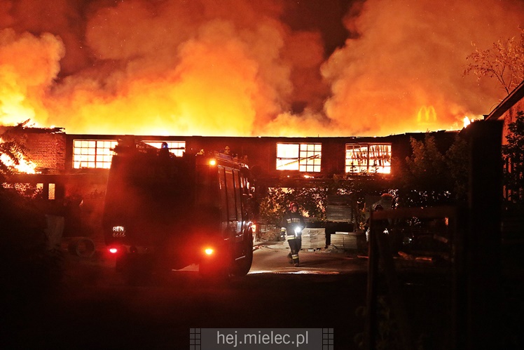 Pożar starej cegielni przy ul. Wojsławskiej