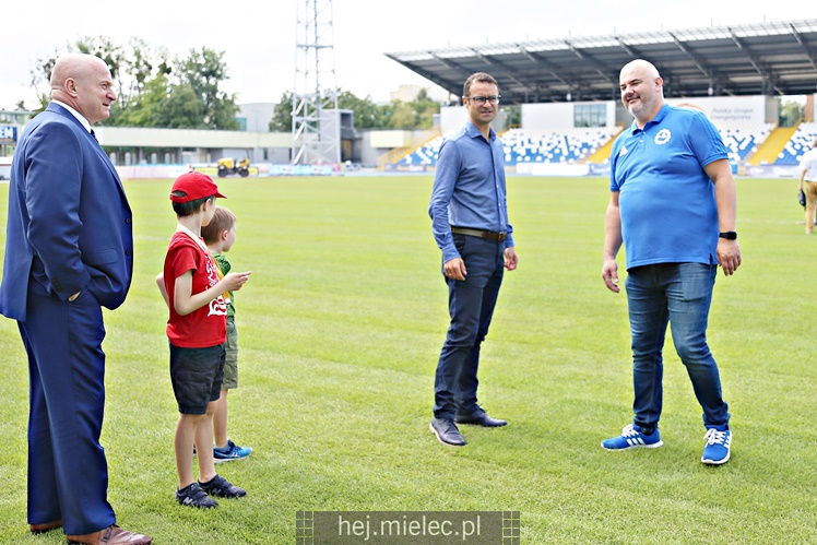 Zakończenie I etapu budowy podgrzewania boiska Stadionu Miejskiego