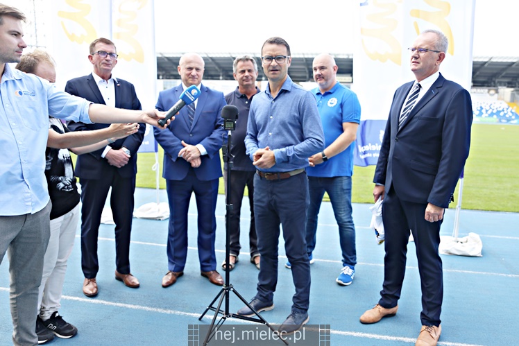 Zakończenie I etapu budowy podgrzewania boiska Stadionu Miejskiego