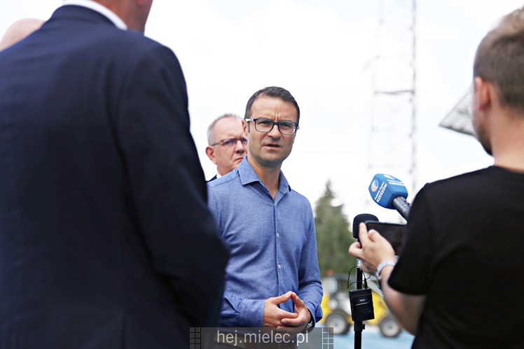 Zakończenie I etapu budowy podgrzewania boiska Stadionu Miejskiego