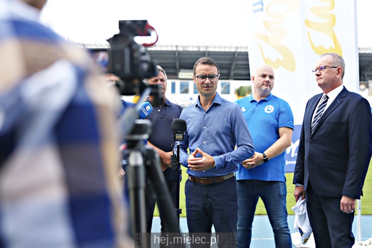 Zakończenie I etapu budowy podgrzewania boiska Stadionu Miejskiego