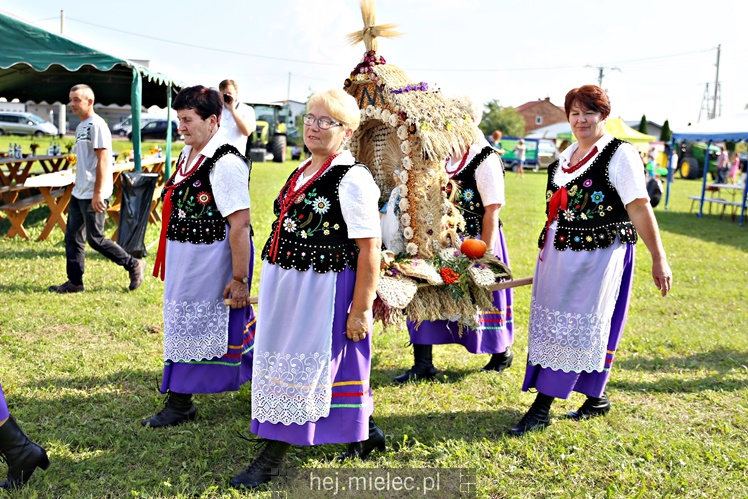 Dożynki 2018 w Rzemieniu - gmina Przecław
