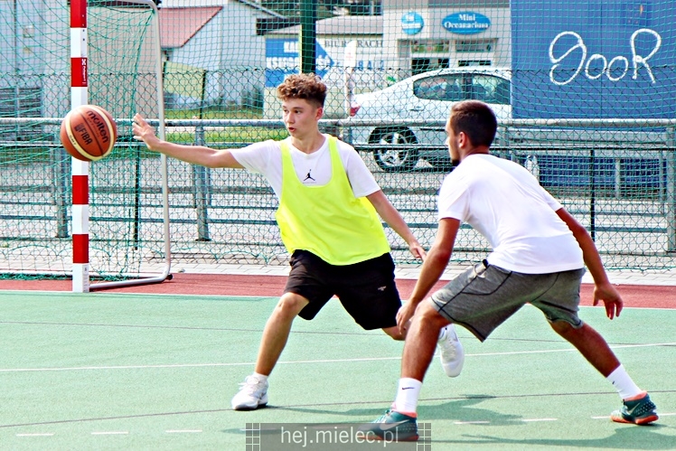 Po raz drugi rozegrano turniej koszykówki RMI Streetball