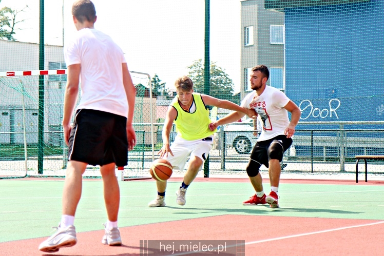Po raz drugi rozegrano turniej koszykówki RMI Streetball