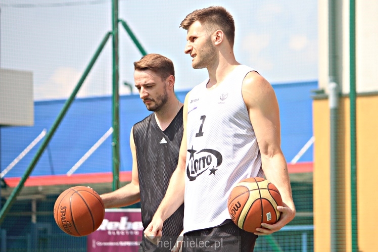 Po raz drugi rozegrano turniej koszykówki RMI Streetball