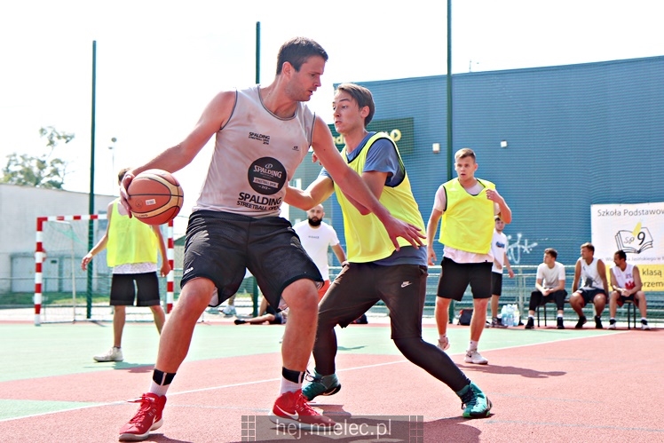 Po raz drugi rozegrano turniej koszykówki RMI Streetball