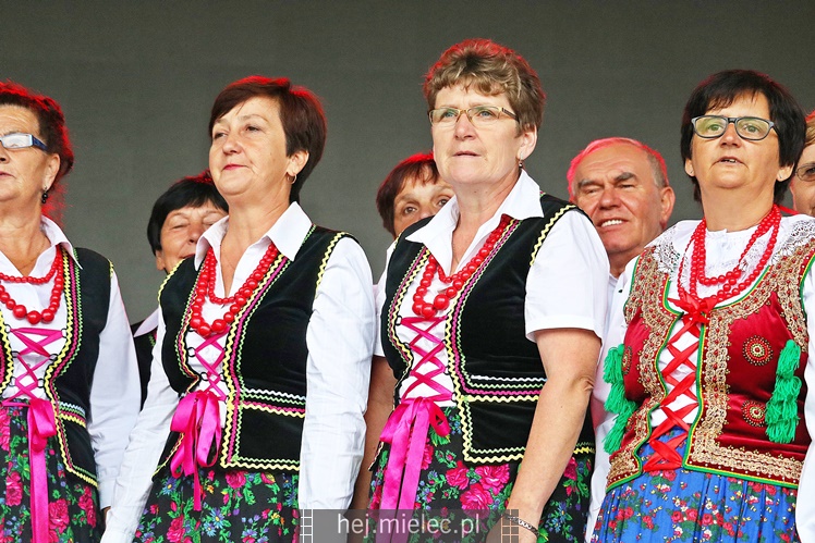 Dożynki Województwa Podkarpackiego: uroczystości, obrzędy