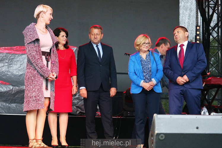 Dożynki Województwa Podkarpackiego: uroczystości, obrzędy