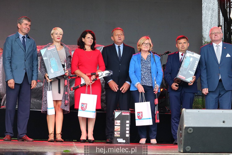 Dożynki Województwa Podkarpackiego: uroczystości, obrzędy