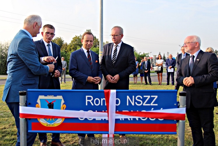 Rondo na al. Kwiatkowskiego już oficjalnie ma swoją nazwę ? NSZZ Solidarność