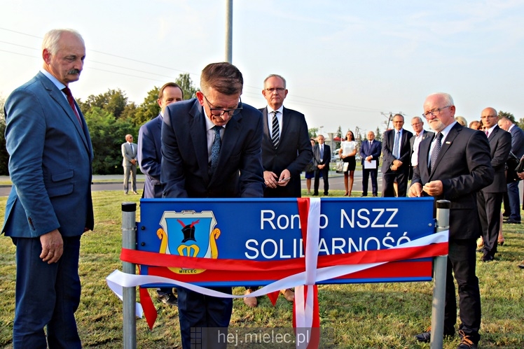 Rondo na al. Kwiatkowskiego już oficjalnie ma swoją nazwę ? NSZZ Solidarność
