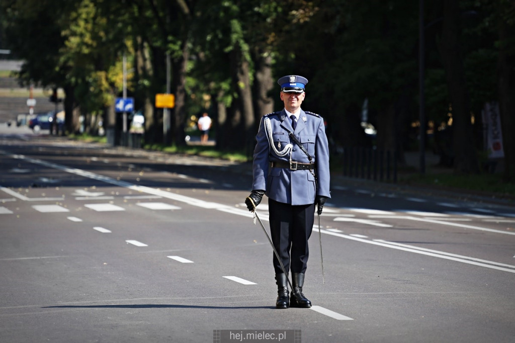 Wręczenie sztandaru mieleckiej Policji