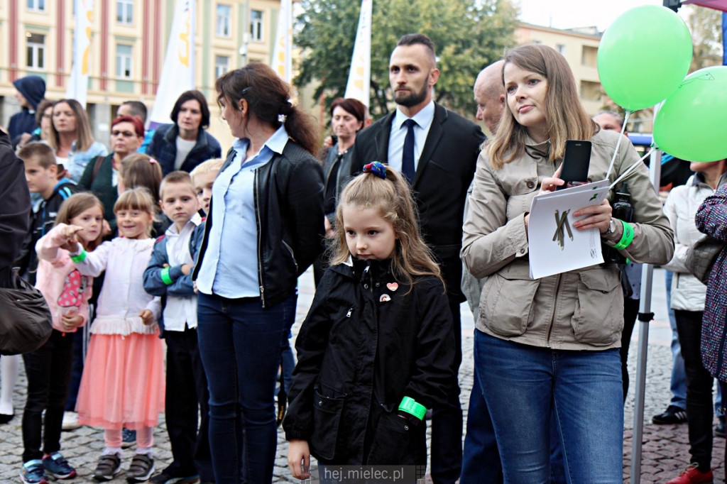 Dwa autobusowe eksperymenty w Mielcu