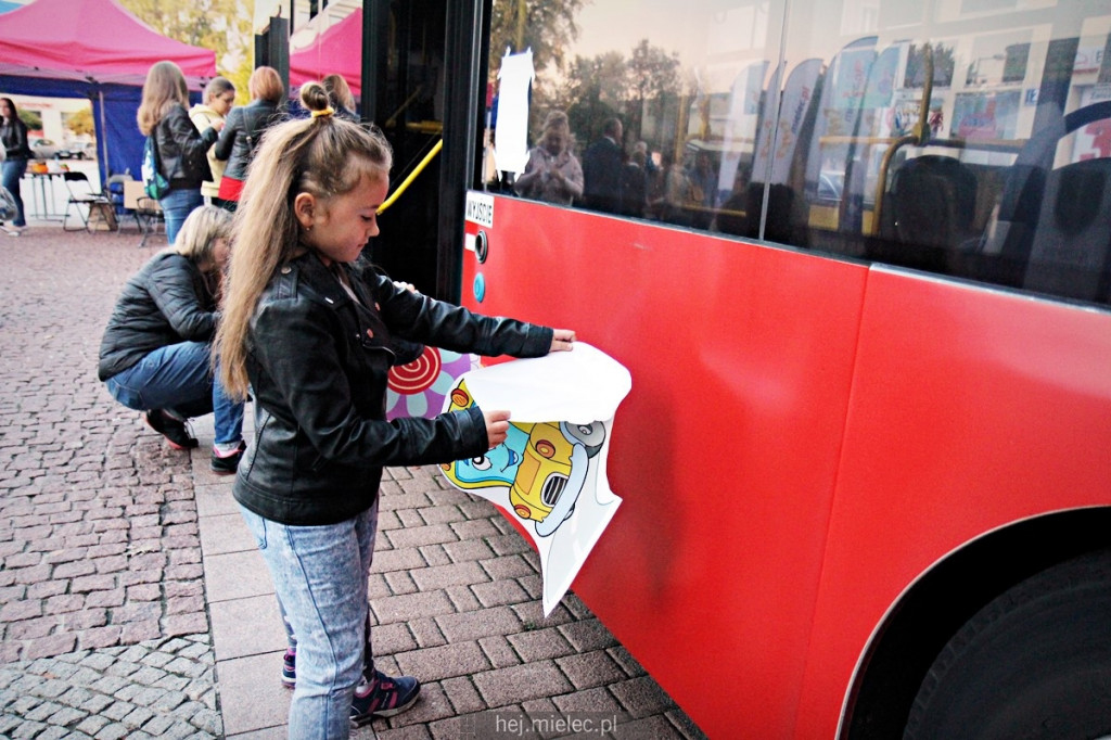 Dwa autobusowe eksperymenty w Mielcu