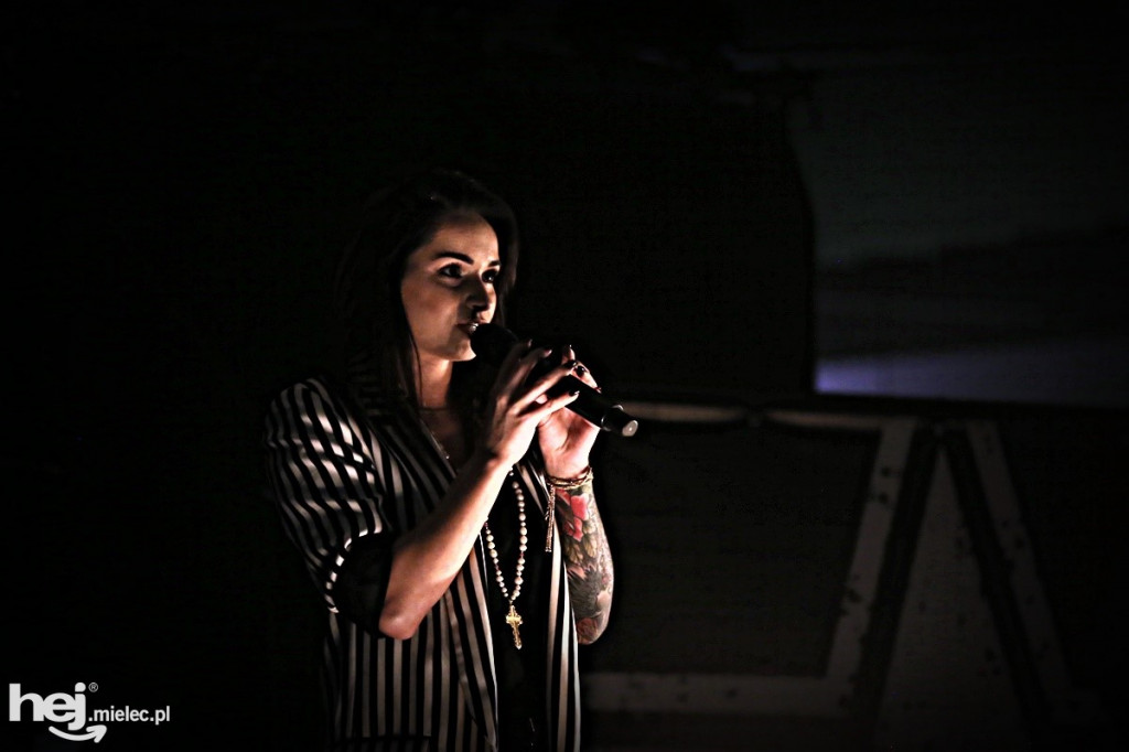 Ewelina Lisowska w Galerii Navigator