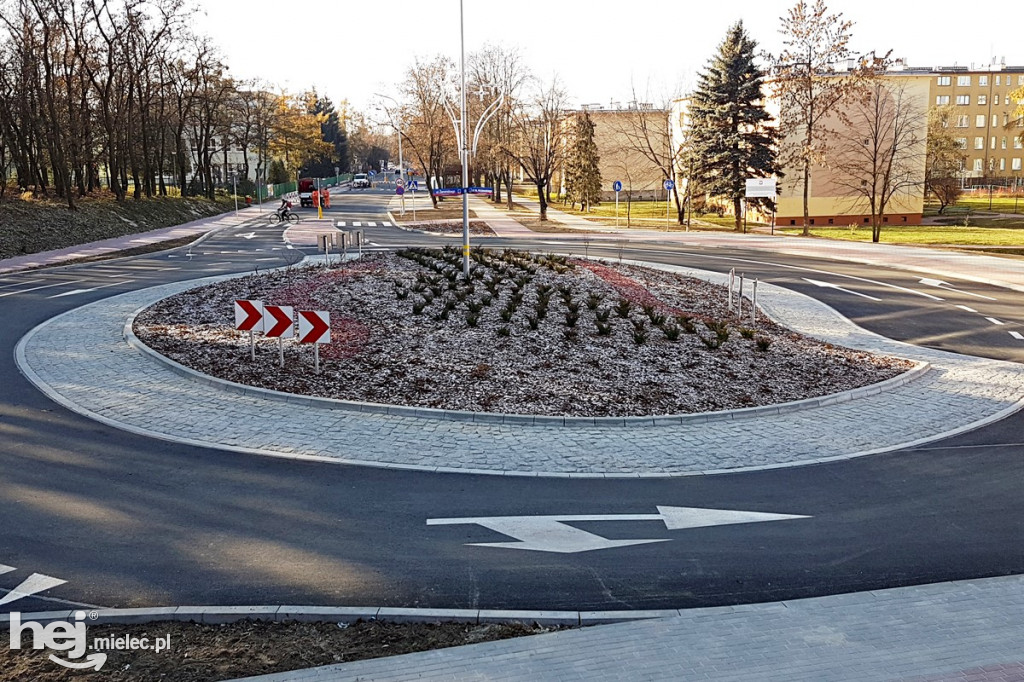 Rondo przy kościele MBNP już przejezdne