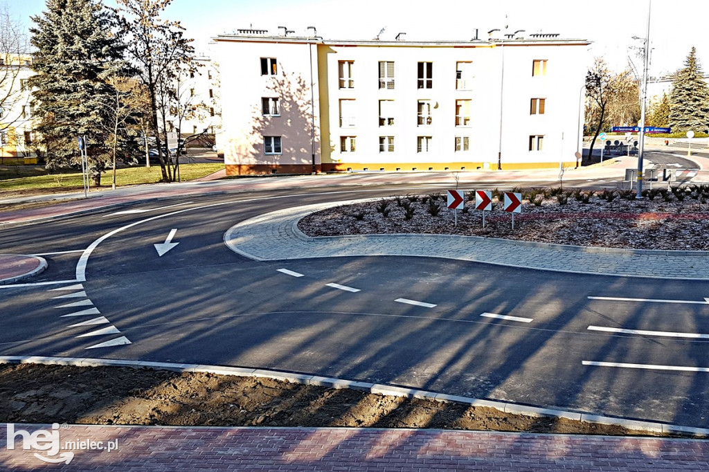 Rondo przy kościele MBNP już przejezdne